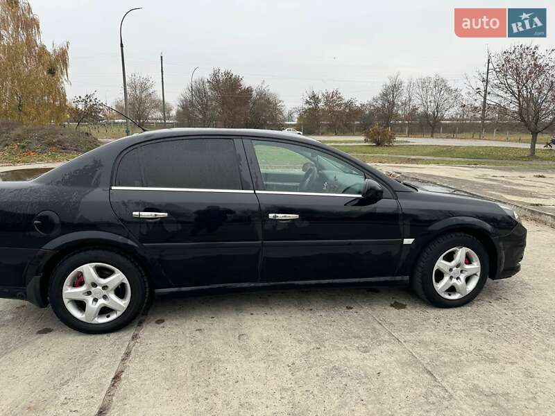 Седан Opel Vectra 2008 в Нетешине