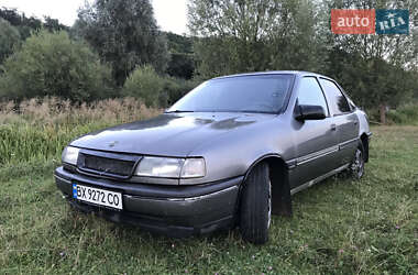 Седан Opel Vectra 1990 в Деражні