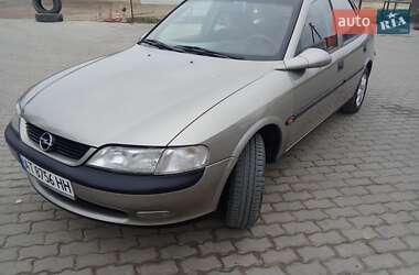 Седан Opel Vectra 1996 в Коломиї