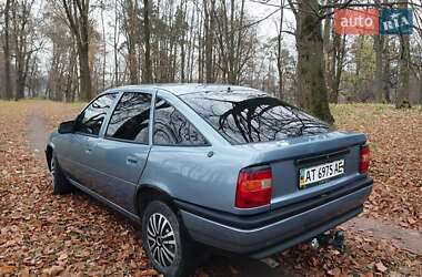 Седан Opel Vectra 1990 в Тернополі