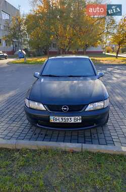 Седан Opel Vectra 1998 в Одесі