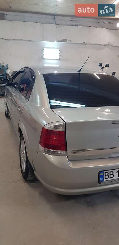 Седан Opel Vectra 2007 в Сумах