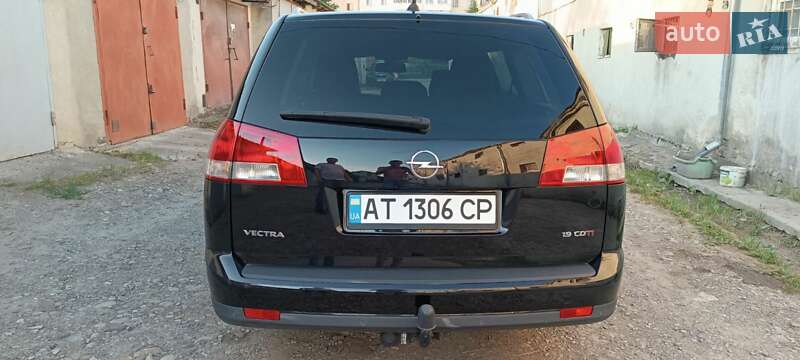 Універсал Opel Vectra 2008 в Івано-Франківську