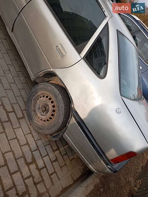 Седан Opel Vectra 1992 в Тернополе фото 2 Седан Opel Vectra 1992 в Тернополе