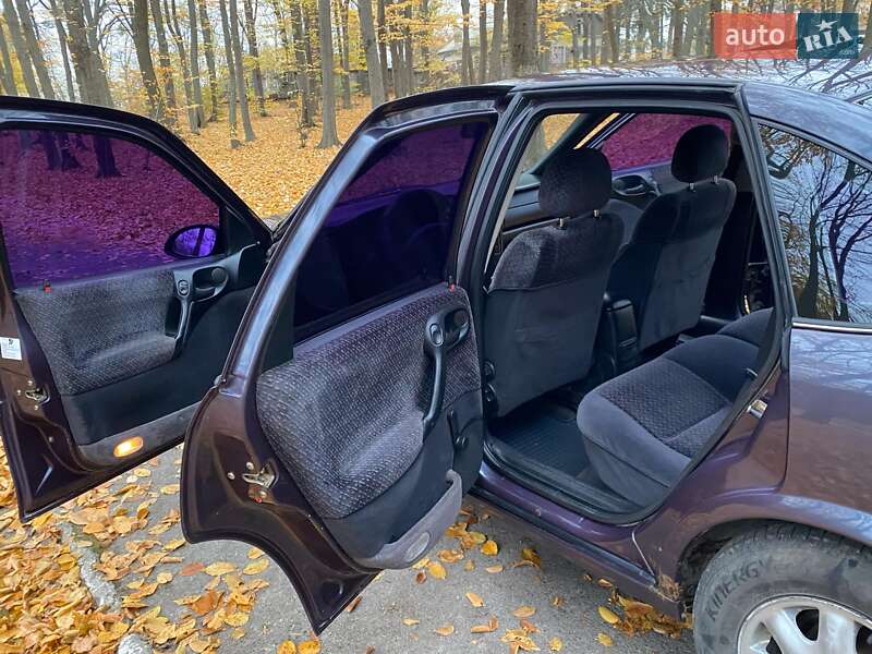 Седан Opel Vectra 1997 в Жмеринці