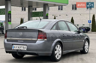 Лифтбек Opel Vectra 2003 в Киеве