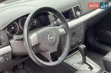 Лифтбек Opel Vectra 2003 в Киеве