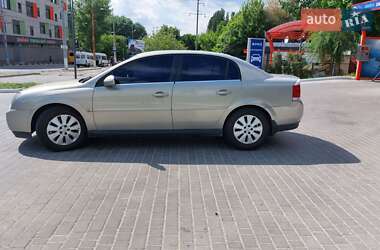 Седан Opel Vectra 2005 в 