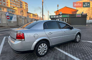 Седан Opel Vectra 2004 в Белой Церкви