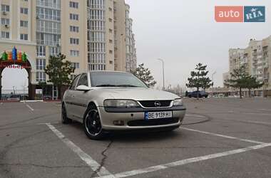 Седан Opel Vectra 1996 в Николаеве