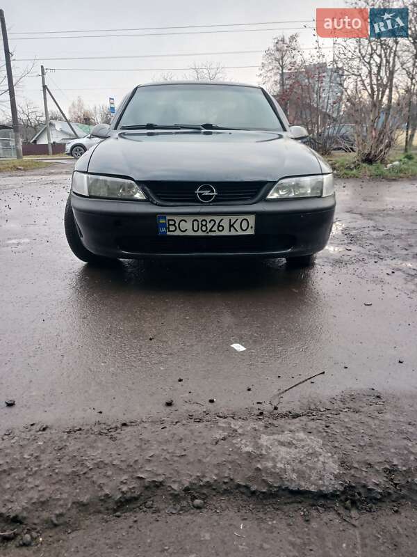 Седан Opel Vectra 1998 в Львове