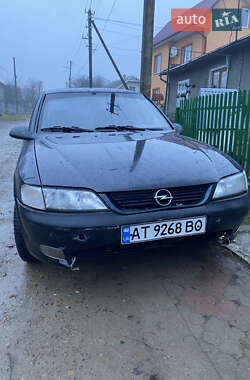 Седан Opel Vectra 1998 в Ивано-Франковске