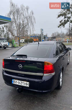 Лифтбек Opel Vectra 2006 в Лубнах