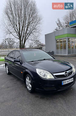 Лифтбек Opel Vectra 2006 в Лубнах