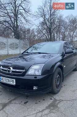 Седан Opel Vectra 2004 в 