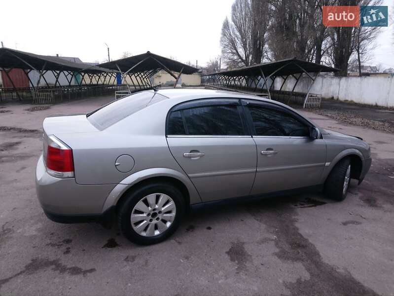 Седан Opel Vectra 2004 в Конотопе