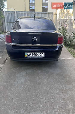 Седан Opel Vectra 2004 в 