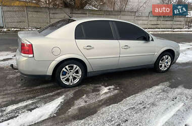 Седан Opel Vectra 2004 в Теофиполе