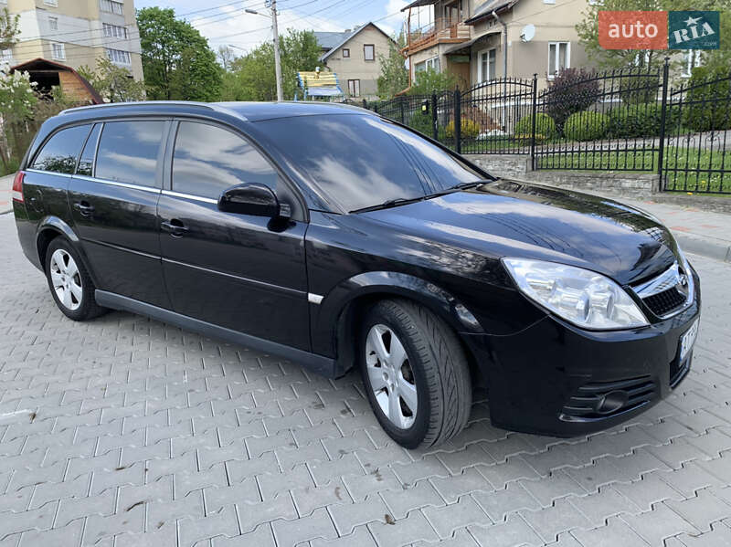 Универсал Opel Vectra 2006 в Трускавце