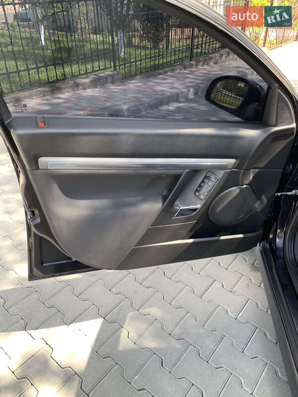 Универсал Opel Vectra 2006 в Трускавце