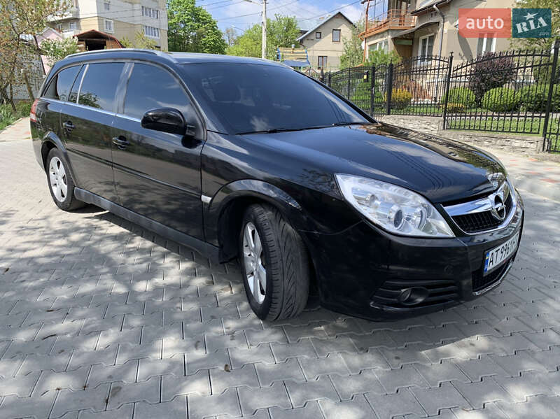 Универсал Opel Vectra 2006 в Трускавце