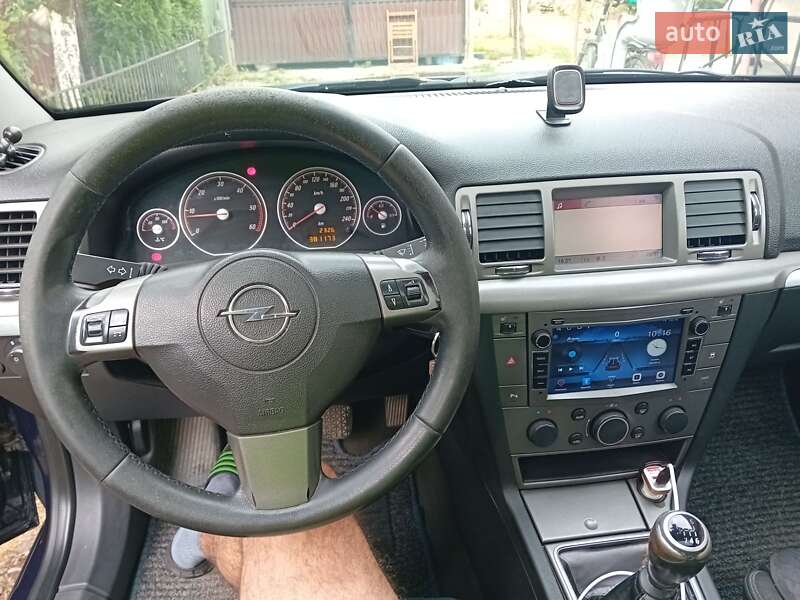 Седан Opel Vectra 2006 в Королеві