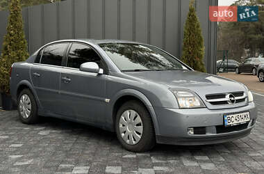 Седан Opel Vectra 2005 в Смыге