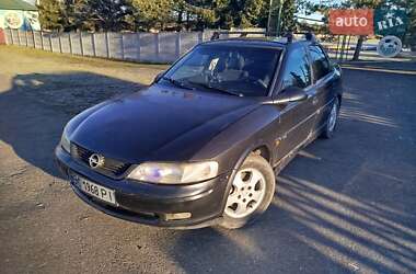 Седан Opel Vectra 2000 в Жовкві