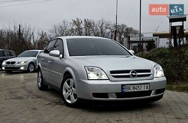 Седан Opel Vectra 2003 в Острозі