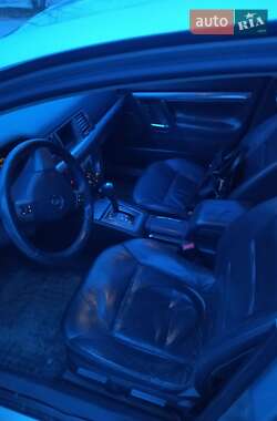 Седан Opel Vectra 2006 в 