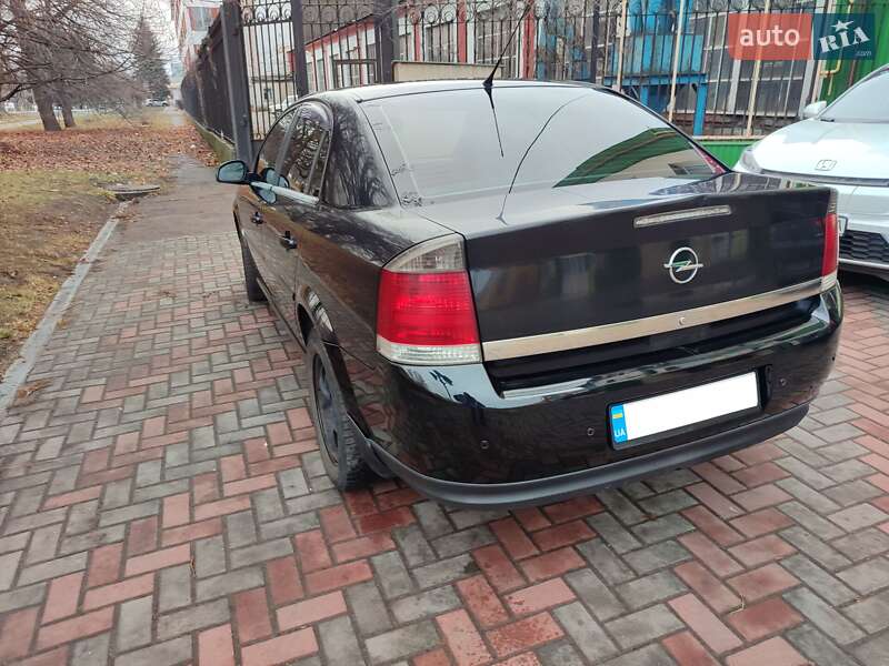 Седан Opel Vectra 2008 в Смеле