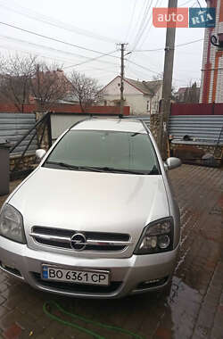 Универсал Opel Vectra 2005 в 