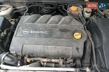 Универсал Opel Vectra 2005 в 