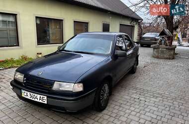 Седан Opel Vectra 1990 в Лисянці