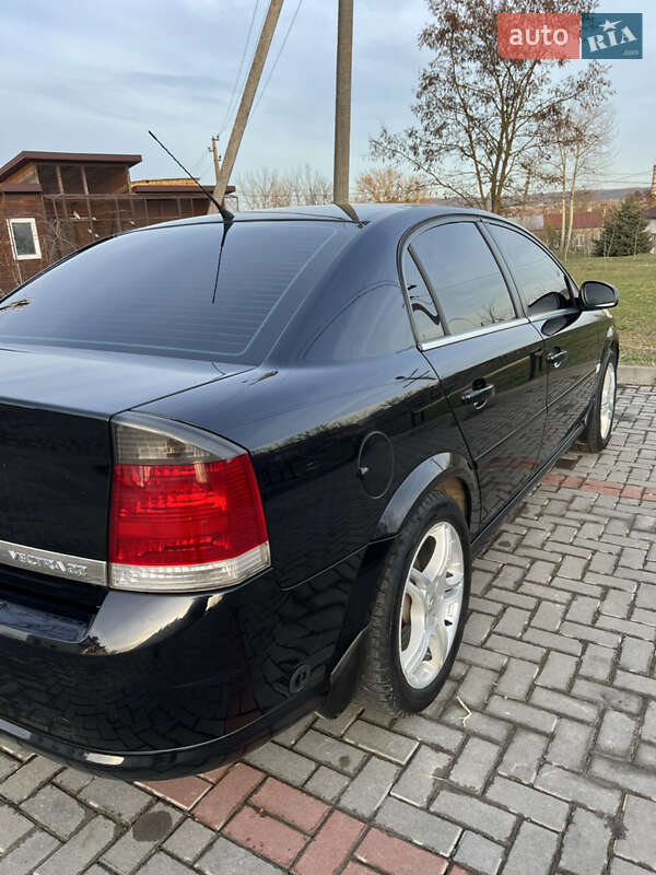 Седан Opel Vectra 2008 в Золочеві