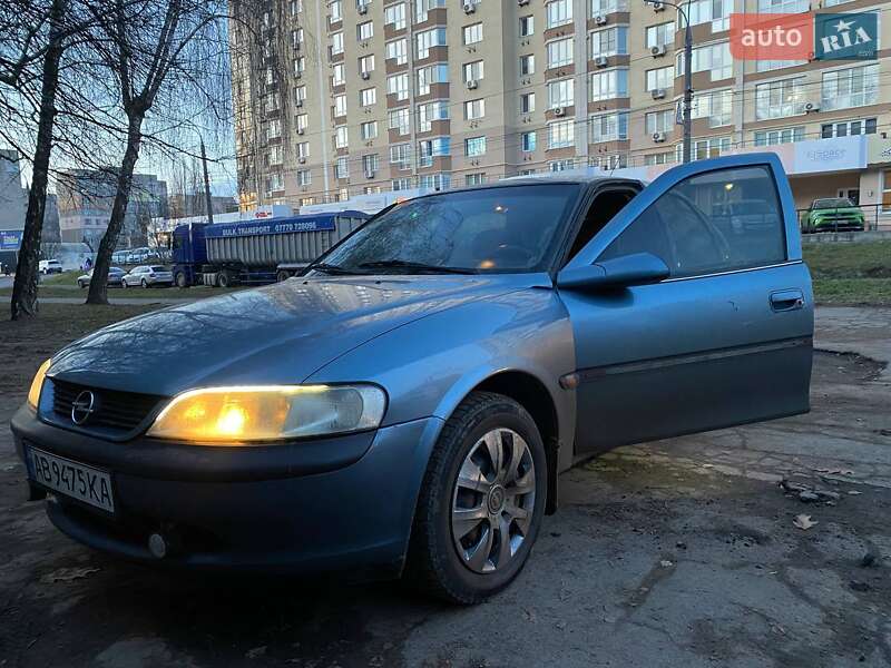 Седан Opel Vectra 1998 в Виннице