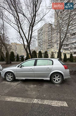 Лифтбек Opel Vectra 2004 в Киеве