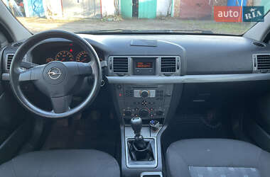 Седан Opel Vectra 2006 в Новому Бузі