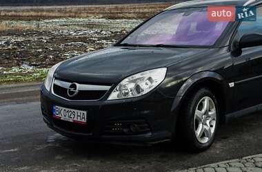 Універсал Opel Vectra 2007 в Рівному