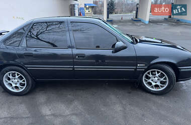 Седан Opel Vectra 1994 в Полтаве