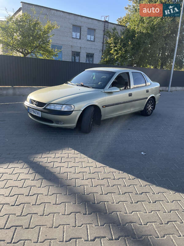 Седан Opel Vectra 1996 в Львове
