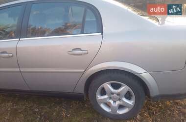 Седан Opel Vectra 2005 в 