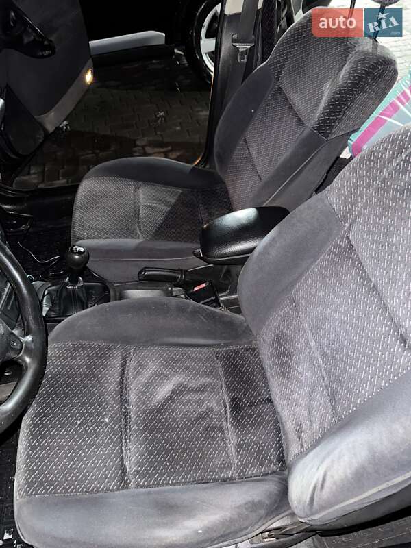 Седан Opel Vectra 1998 в Харькове