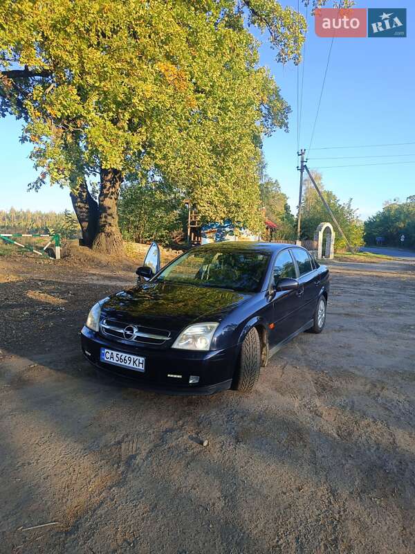 Седан Opel Vectra 2003 в Ватутіному