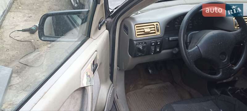 Седан Opel Vectra 1990 в Киеве фото 5 Седан Opel Vectra 1990 в Киеве