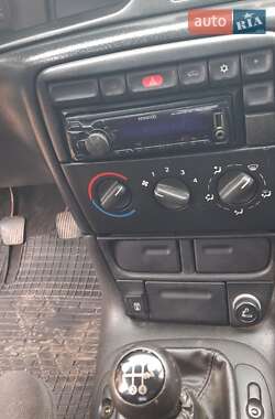 Седан Opel Vectra 1997 в Ромнах