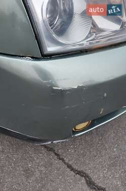 Седан Opel Vectra 2004 в Горішніх Плавнях