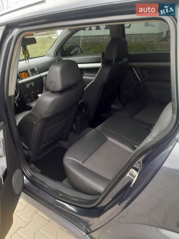 Универсал Opel Vectra 2008 в Мостиске