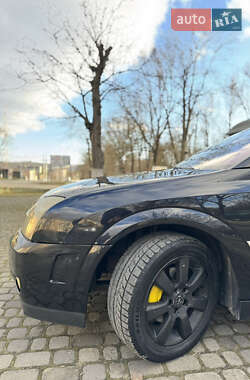 Лифтбек Opel Vectra 2003 в 