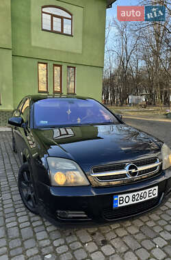 Лифтбек Opel Vectra 2003 в 